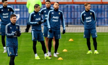 Sampaoli tiene su equipo para enfrentar a Rusia