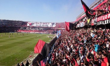 Los socios de Col&oacute;n deber&aacute;n tener la cuota de diciembre para ir contra Talleres