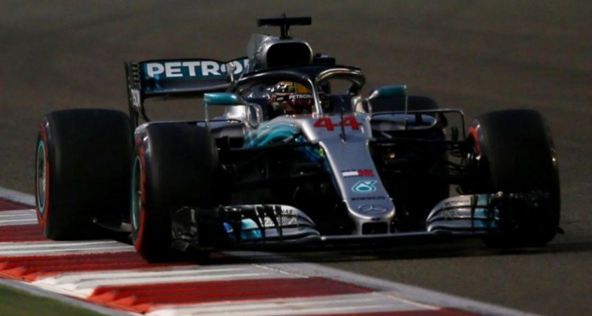 Hamilton gan&oacute; la &uacute;ltima carrera del a&ntilde;o