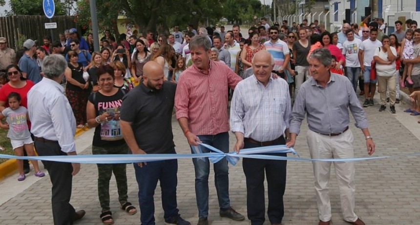 Lifschitz inaugur&oacute; el Paseo del Puerto