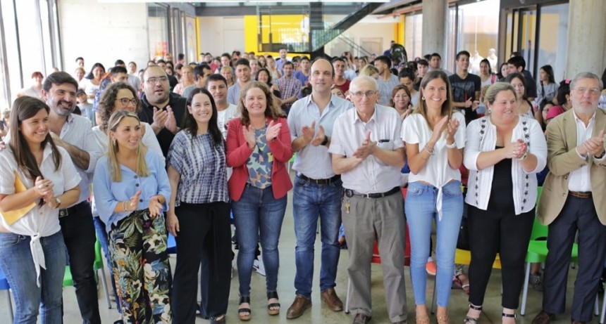 Corral: &ldquo;Las Escuelas de Trabajo son un legado para que nuestros j&oacute;venes miren hacia el futuro&rdquo;