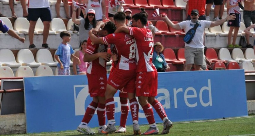 Uni&oacute;n pis&oacute; fuerte en Santa Fe y venci&oacute; 3-1 a Rosario Central