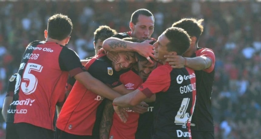 Uni&oacute;n cay&oacute; ante Newell&rsquo;s por la Liga Profesional y se complic&oacute;