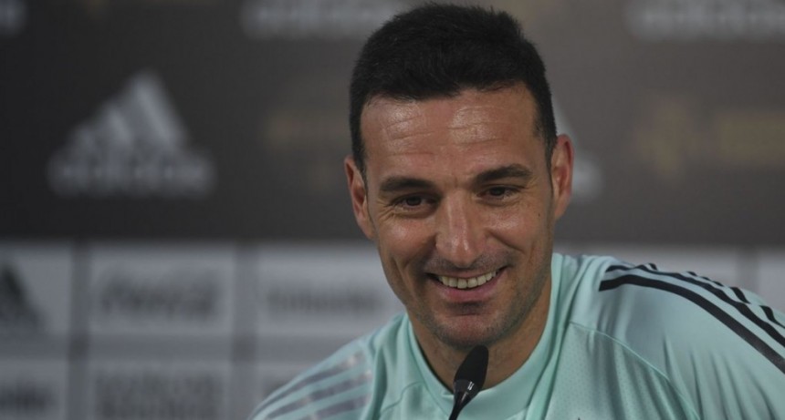 Scaloni confirm&oacute; que Messi va de titular ante Brasil