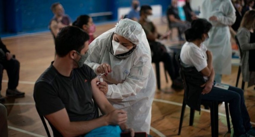 Comienza la colocaci&oacute;n de dosis de refuerzo