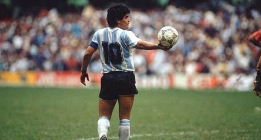 Un a&ntilde;o sin Maradona: el d&iacute;a que se fue el &iacute;dolo y solo qued&oacute; la tristeza