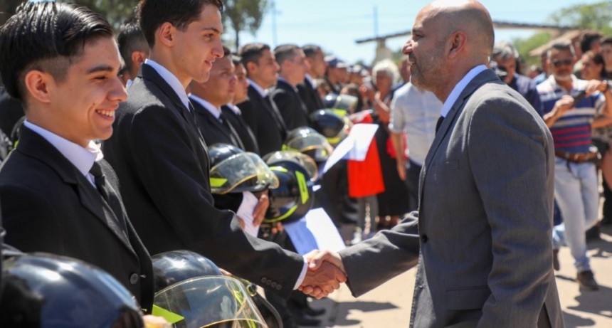 49 nuevos bomberos zapadores para Santa Fe, Rafaela y Reconquista