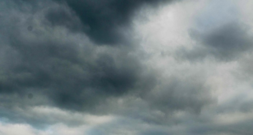 Rigen alertas meteorol&oacute;gicos por tormenta y por viento