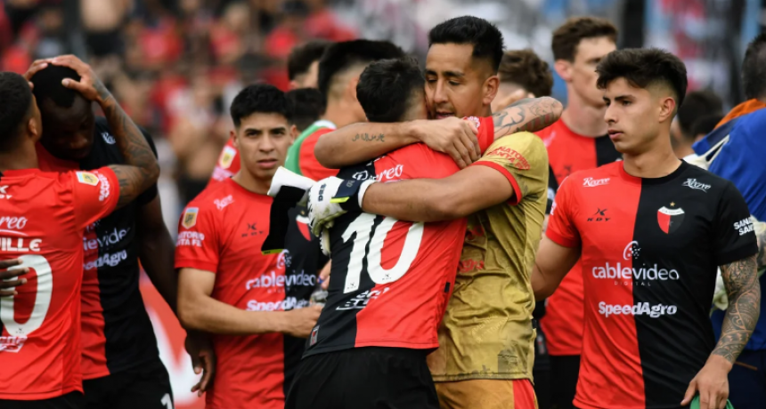 Col&oacute;n gole&oacute;, se meti&oacute; en zona de clasificaci&oacute;n