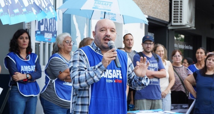 AMSAFE Alonso consider&oacute; que "no es el momento adecuado" para la extensi&oacute;n horaria