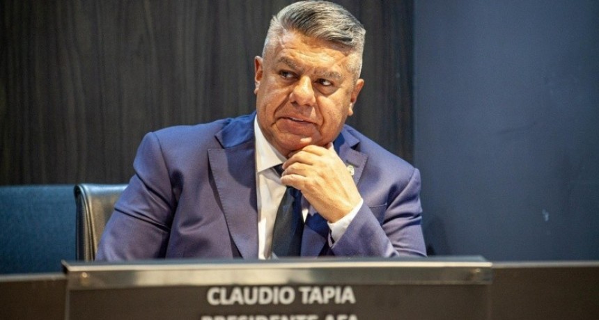 Chiqui Tapia asegur&oacute; que le quedan muchos a&ntilde;os m&aacute;s como presidente de AFA