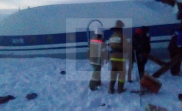 Milagro en Rusia: un avi&oacute;n se parti&oacute; en tres y sobrevivieron todos los pasajeros