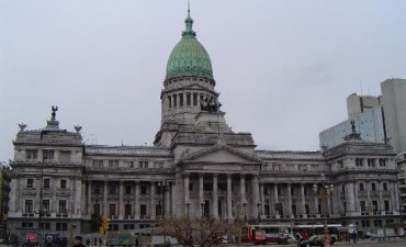 Presentar&aacute;n un amparo contra la reforma previsional