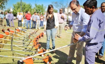 El Municipio refuerza su equipamiento para mantener playas y parques