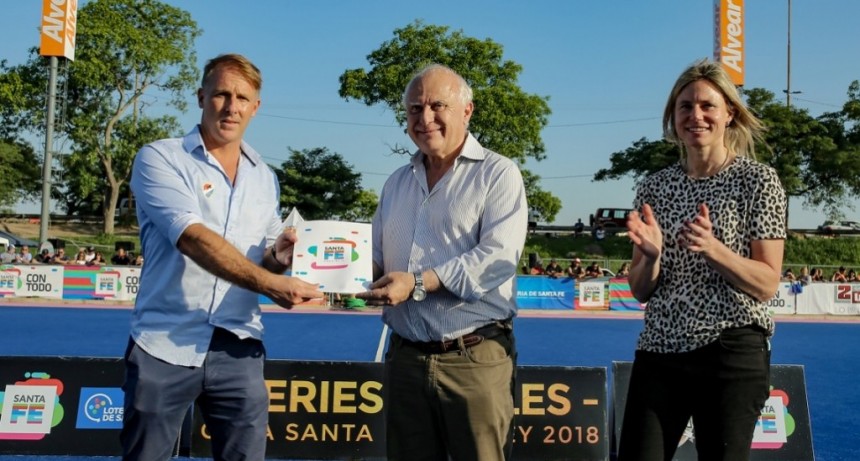 Lifschitz presenció la final de la edición 2018 de la Copa Santa Fe Hockey