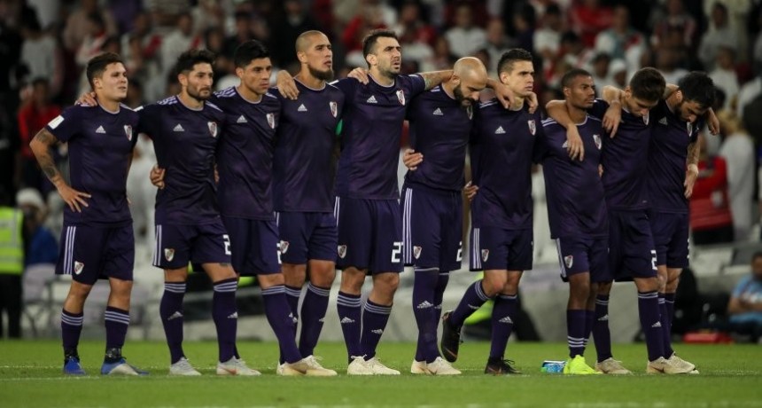River perdi&oacute; por penales contra el Al Ain