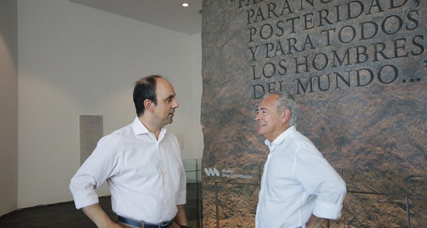 José Corral recorrió el Museo de la Constitución junto a Mario Barletta