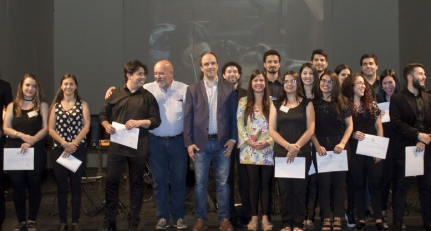 Noche de emoci&oacute;n y agradecimientos en el festejo por la trayectoria de SOS M&uacute;sica