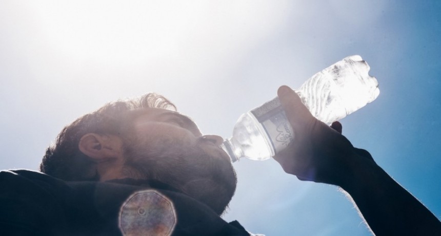 El Ministerio de Salud brinda recomendaciones para evitar golpes de calor