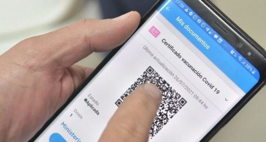 C&oacute;mo sacar el pase sanitario, que ser&aacute; obligatorio desde este martes