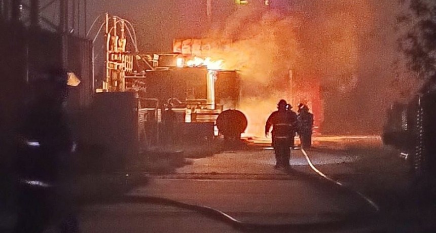 Incendio en un transformador deja a gran parte del norte de la ciudad sin luz