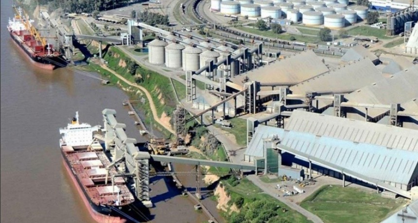 Emepa, la empresa que admiti&oacute; coimas a Cristina, va por m&aacute;s en la hidrov&iacute;a y gana licitaciones ferroviarias en Santa Fe