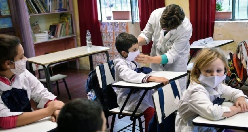 Cu&aacute;ndo deber&aacute;n volver los alumnos a las aulas