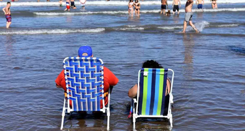 Fin de semana largo a puro movimiento: 1,2 mill&oacute;n de turistas recorrieron el pa&iacute;s