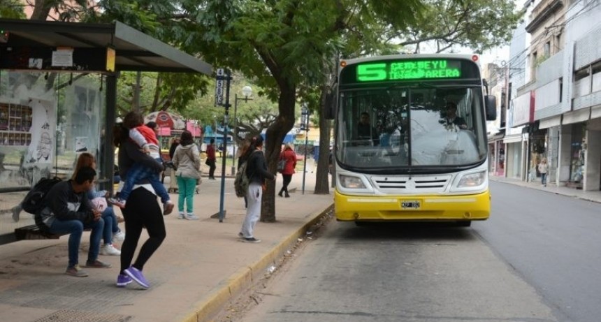 Garantizaron los fondos municipales para el transporte: "No queremos un paro en las fiestas"