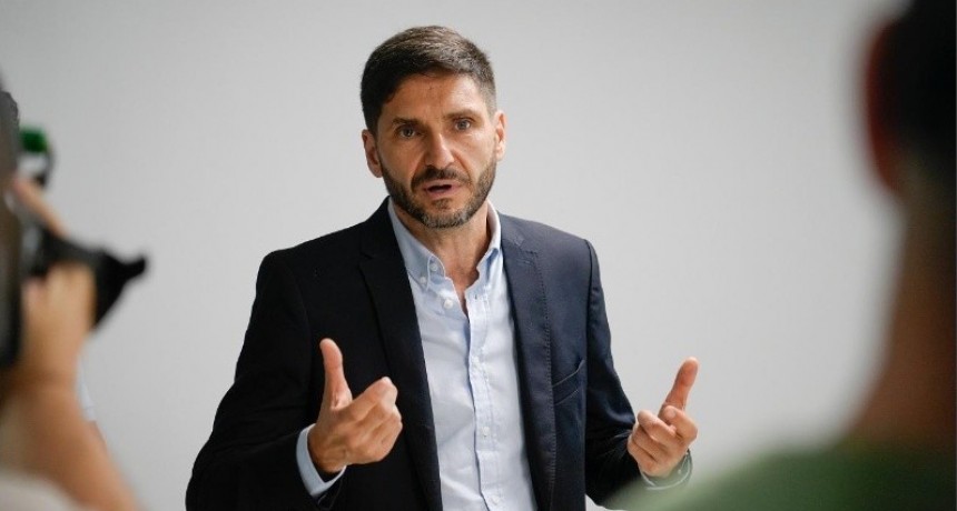 Pullaro "estar&iacute;a en condiciones de acompa&ntilde;ar" algunos puntos del DNU de Milei pero pidi&oacute; que "se respete la divisi&oacute;n de poderes"