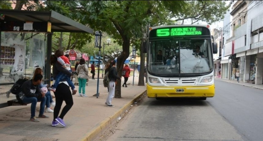 Reuni&oacute;n entre la Municipalidad y empresarios para evitar la reducci&oacute;n del servicio de colectivo