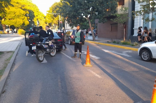 Zona de la Costanera: retuvieron 41 vehículos entre motos y autos