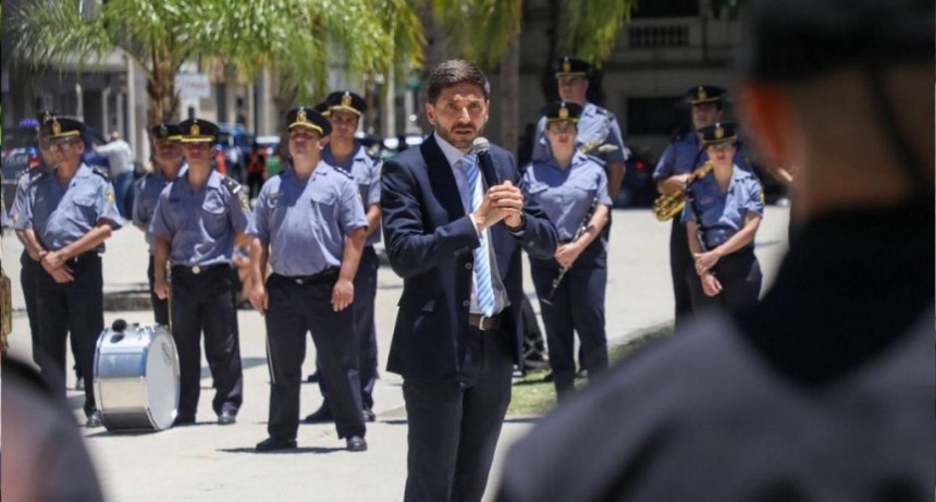 Pullaro: Logramos que 2024 sea el a&ntilde;o menos violento del siglo en la provincia