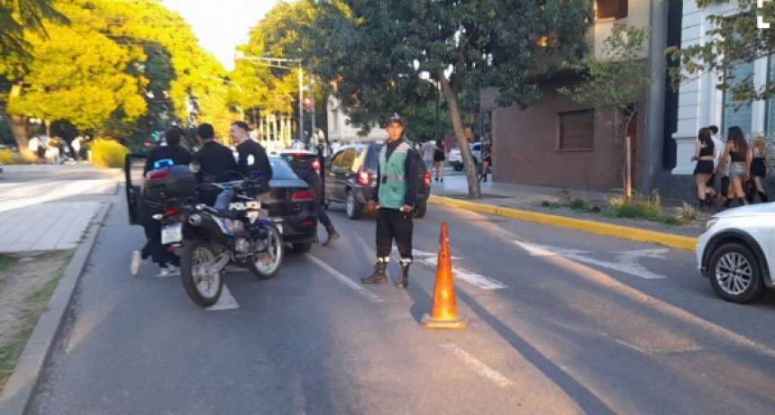 Zona de la Costanera: retuvieron 41 veh&iacute;culos entre motos y autos