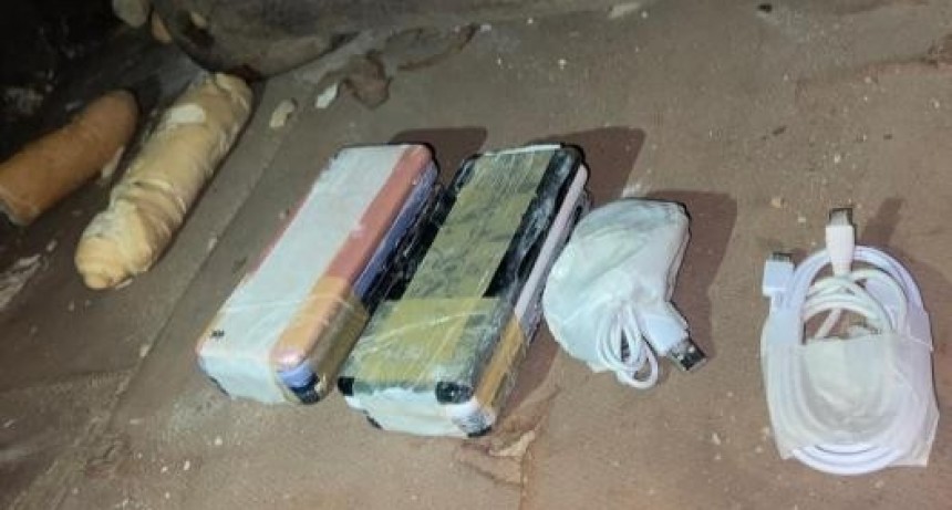 C&aacute;rcel de Coronda: intentaron ingresar celulares en el cami&oacute;n del IAPIP que lleva pan