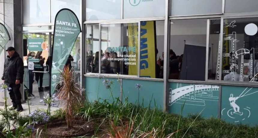 Inauguraron el nuevo Centro de Informes Tur&iacute;sticos en la Terminal de &Oacute;mnibus de Santa Fe